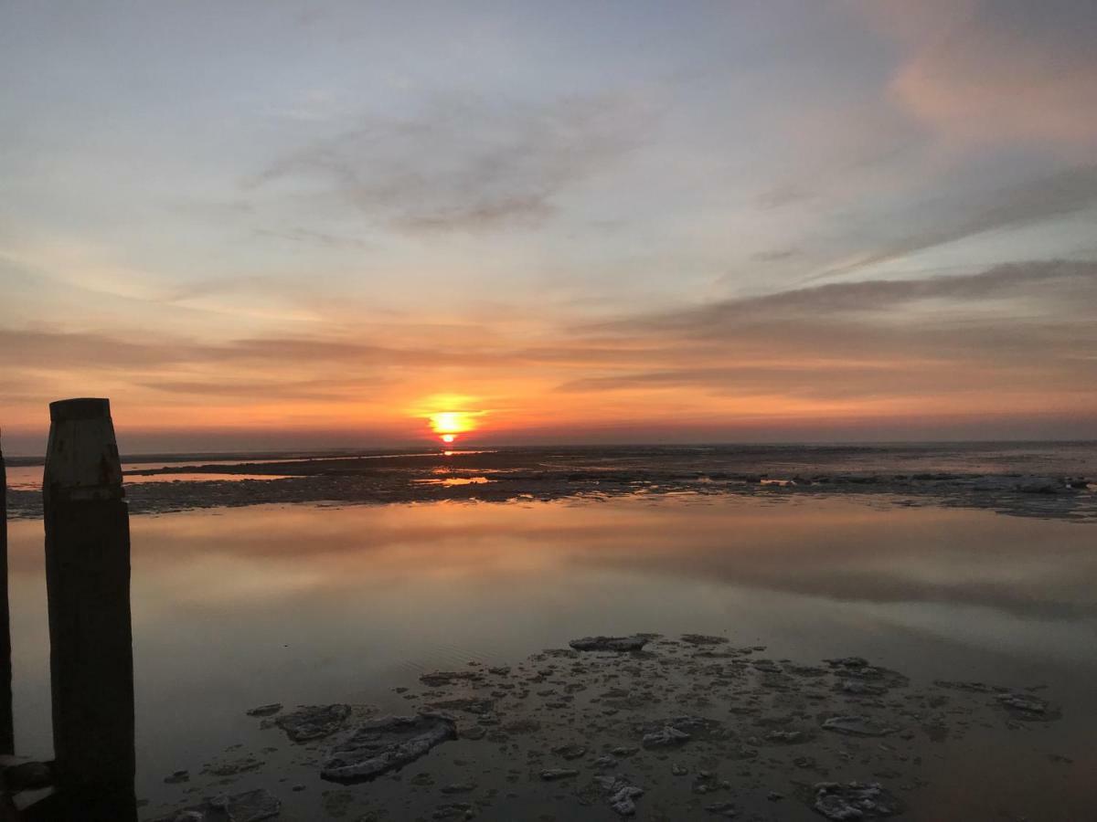 Strandlogement Om De Noord Schiermonnikoog Bagian luar foto